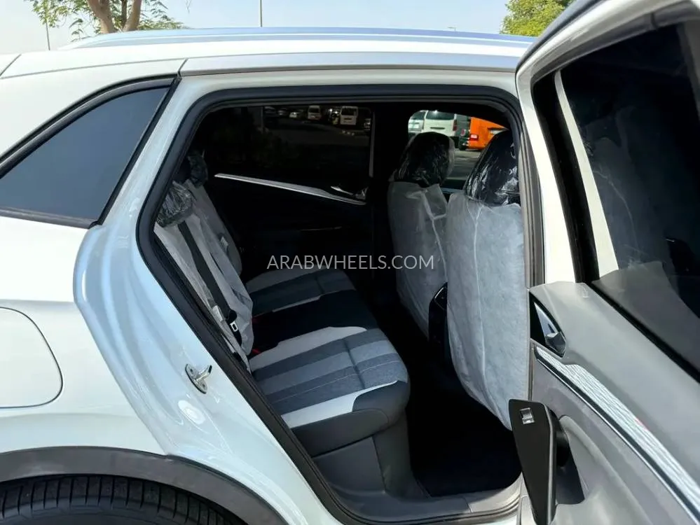  فولكس واجن آي دي. 4 2022 for Sale in دبي Image-4