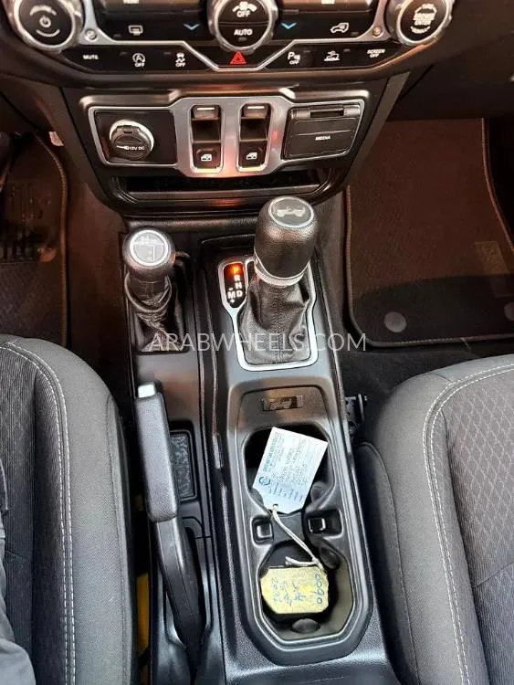 Jeep Wrangler 2021 for Sale in Dubai Image-9