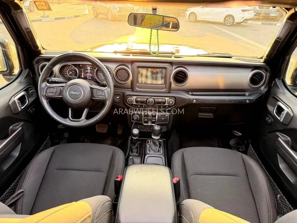 Jeep Wrangler 2021 for Sale in Dubai Image-11