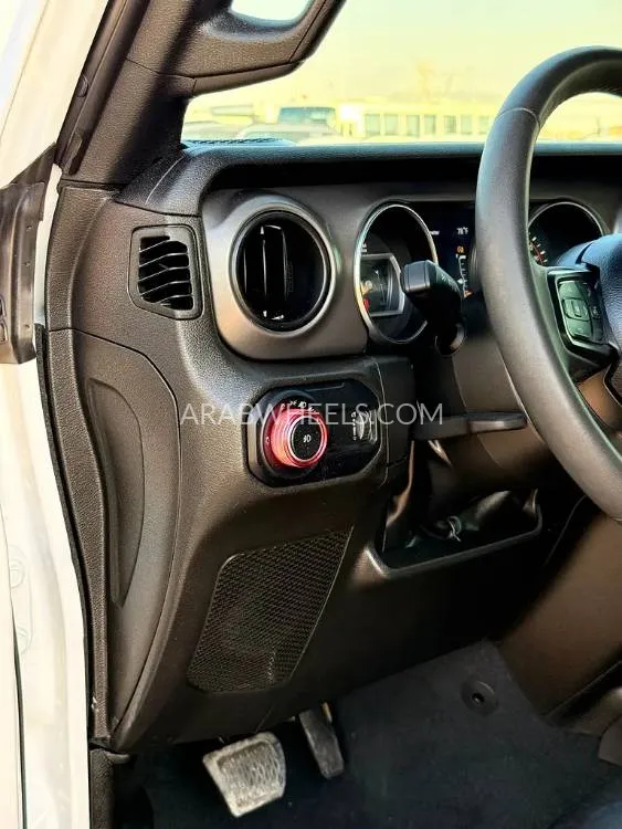 Jeep Wrangler 2023 for Sale in Dubai Image-10