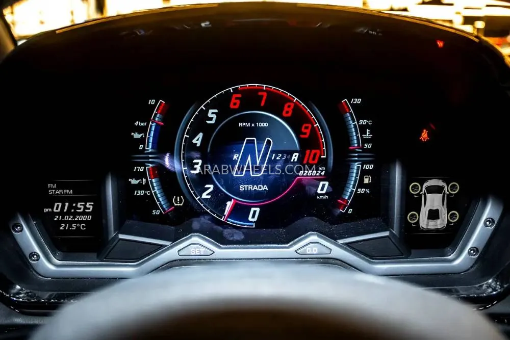 Lamborghini Aventador 2018 for Sale in Abu Dhabi Image-4