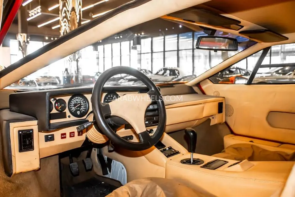 Lamborghini Countach 1991 for Sale in Abu Dhabi Image-8