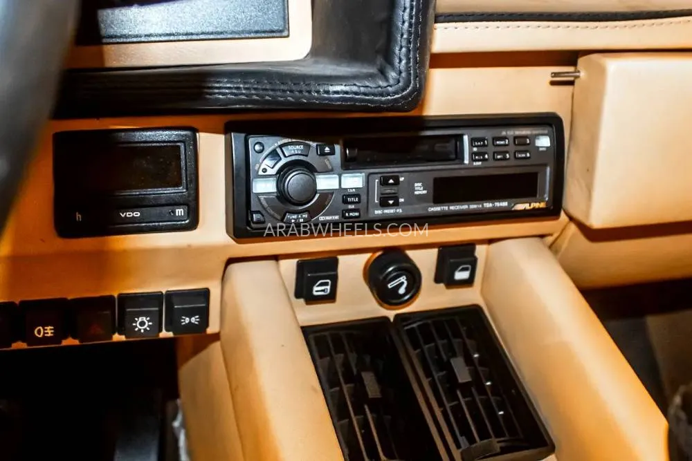 Lamborghini Countach 1991 for Sale in Abu Dhabi Image-14