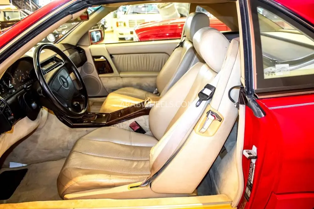 Mercedes Benz SL Class 1994 for Sale in Abu Dhabi Image-9