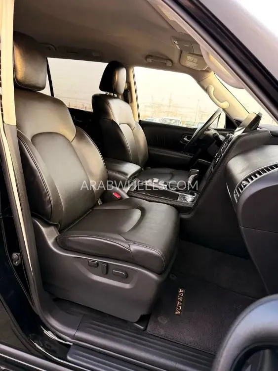 Nissan Armada 2021 for Sale in Dubai Image-17