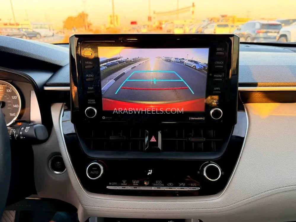 Toyota Corolla Cross 2022 for Sale in Dubai Image-18