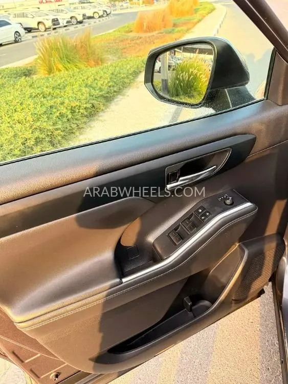 تويوتا جراند هايلاندر 2022 for Sale in دبي Image-3