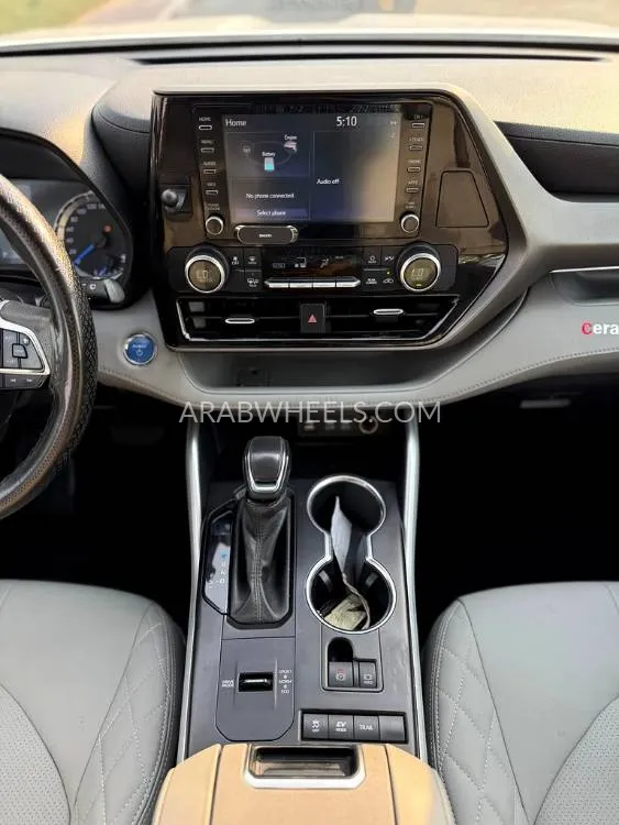 تويوتا جراند هايلاندر 2022 for Sale in دبي Image-13