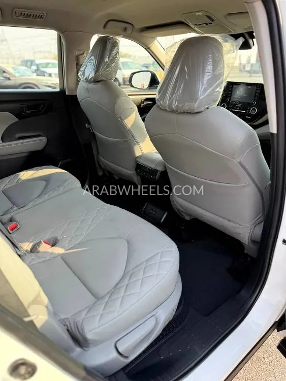 تويوتا جراند هايلاندر 2022 for Sale in دبي Image-17