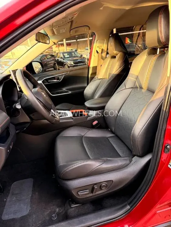 Toyota Rav4 2023 for Sale in Dubai Image-10