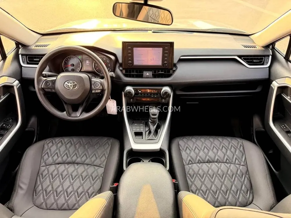 تويوتا راف 4 2019 for Sale in دبي Image-13