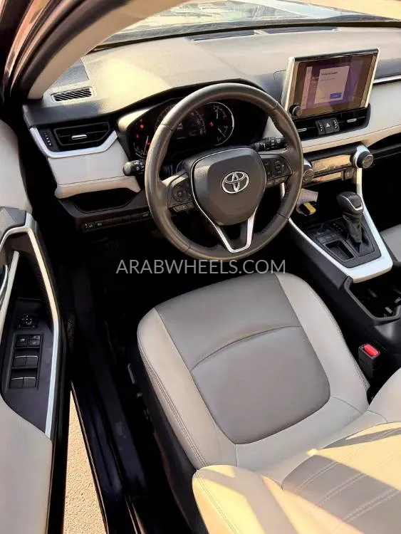 تويوتا راف 4 2022 for Sale in دبي Image-17