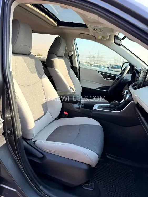 تويوتا راف 4 2022 for Sale in دبي Image-10