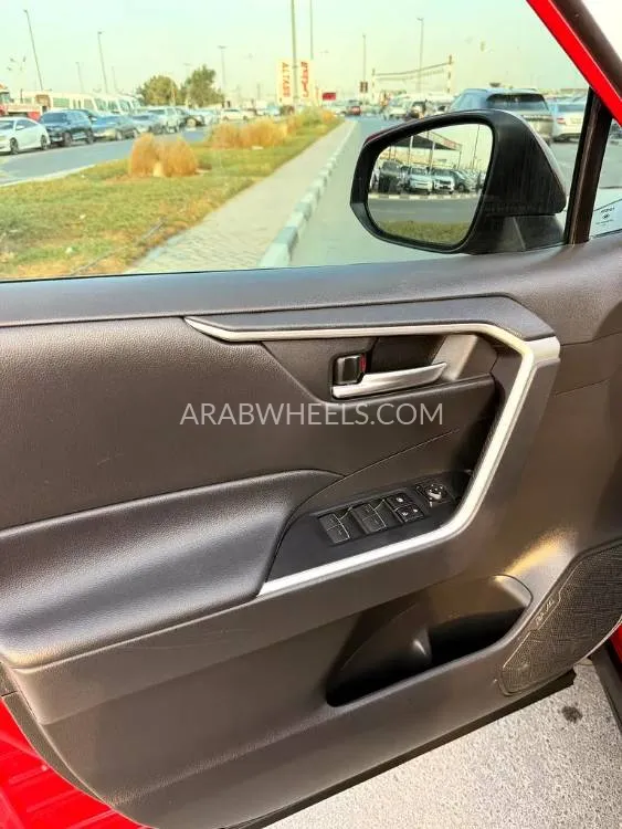 Toyota Rav4 2024 for Sale in Dubai Image-4