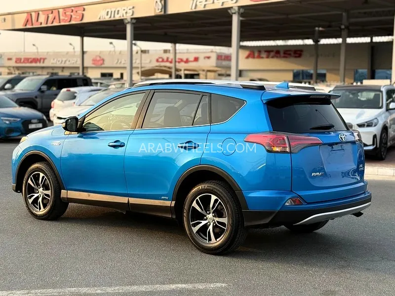 Toyota Rav4 2016 for Sale in Dubai Image-6