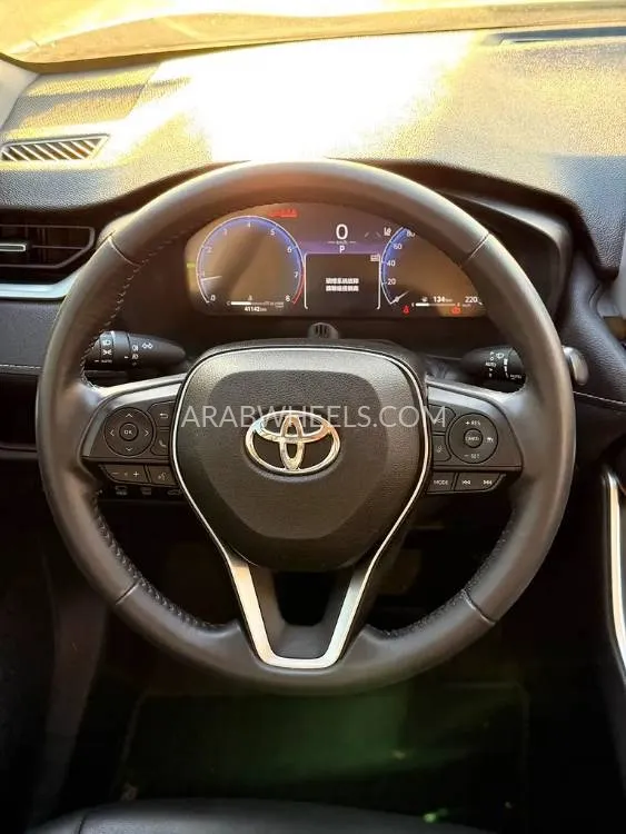 تويوتا راف 4 2023 for Sale in دبي Image-9