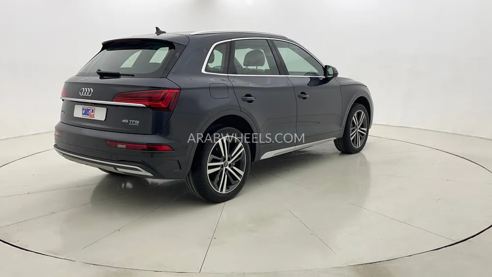 Audi Q5 2024 for Sale in Dubai Image-3
