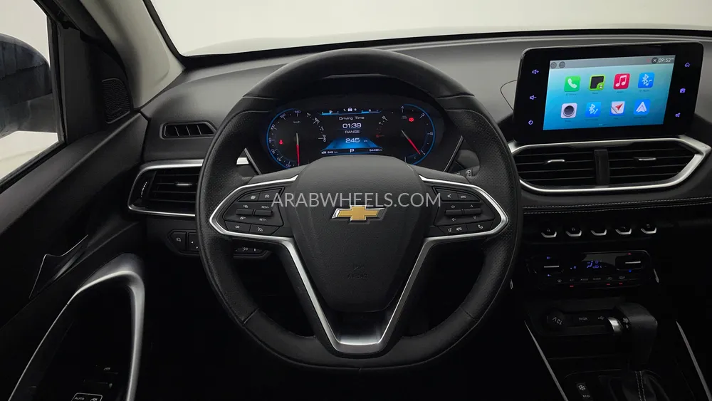 Chevrolet Captiva 2023 for Sale in Dubai Image-17