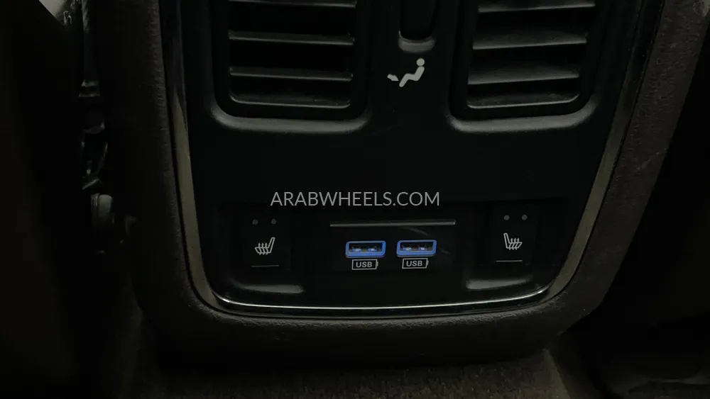 Jeep Grand Cherokee 2019 for Sale in Dubai Image-62