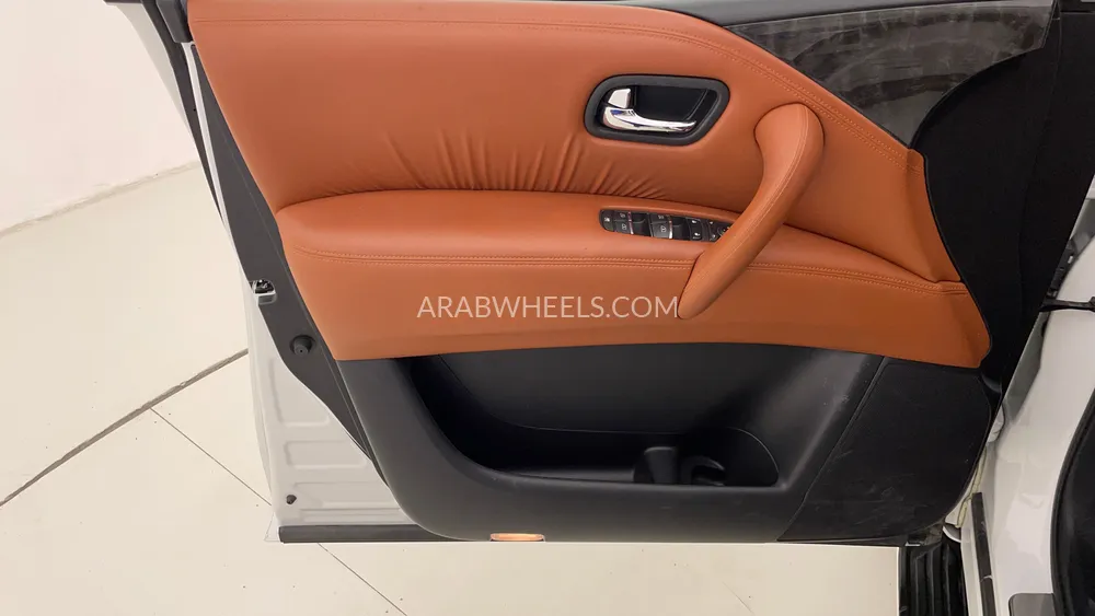 Nissan Patrol 2022 for Sale in Dubai Image-19