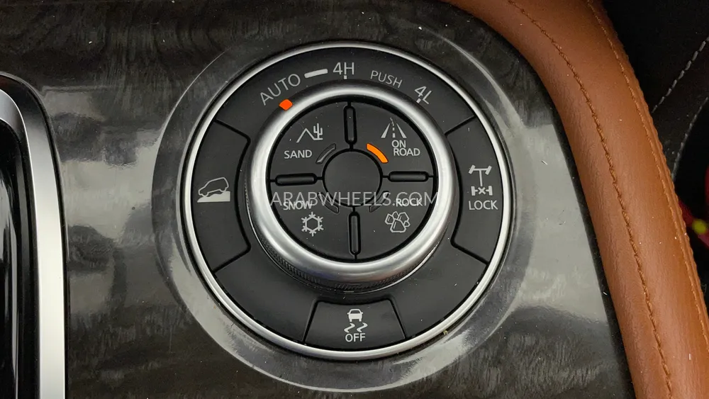 Nissan Patrol 2022 for Sale in Dubai Image-39