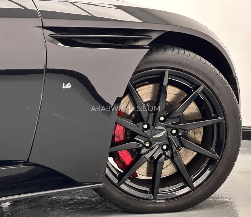 Aston Martin DB11 2017 for Sale in Dubai Image-7