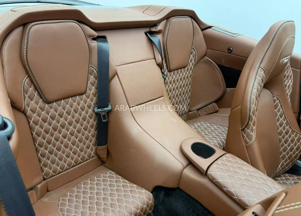 Aston Martin Vanquish 2018 for Sale in Dubai Image-16