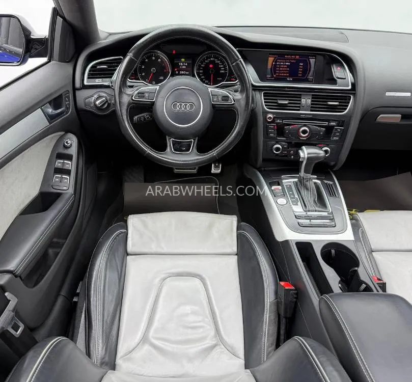 Audi A5 2016 for Sale in Dubai Image-14