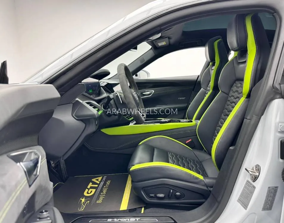 أودي إي-ترون 2023 for Sale in دبي Image-15