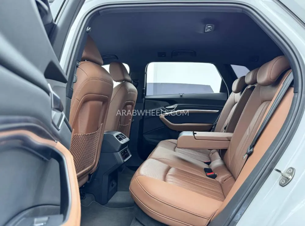 Audi e-tron GT 2022 for Sale in Dubai Image-15