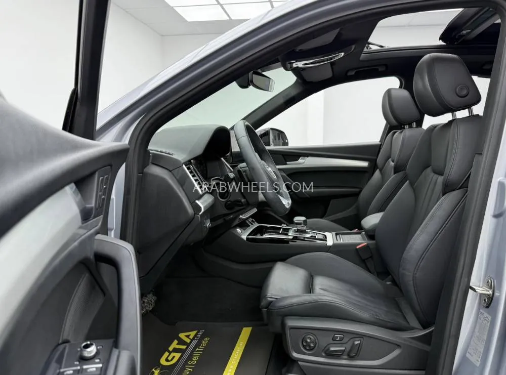 Audi Q5 2024 for Sale in Dubai Image-8