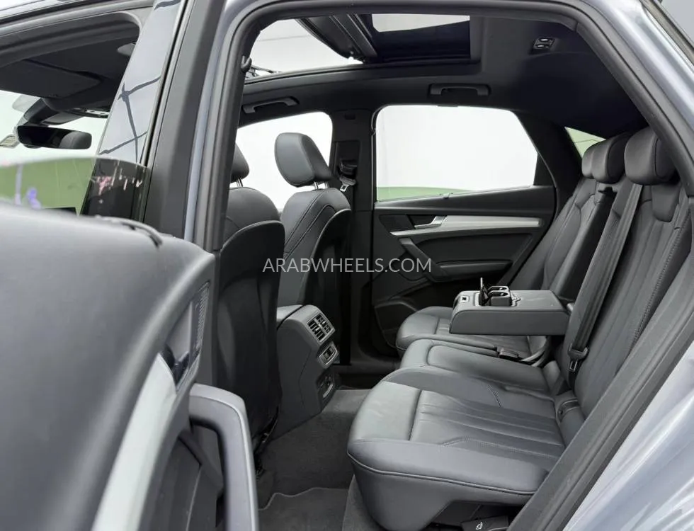 Audi Q5 2024 for Sale in Dubai Image-18