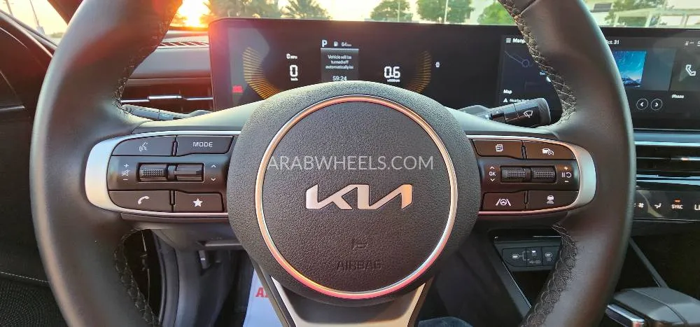 Kia K5 2025 for Sale in Ajman Image-17