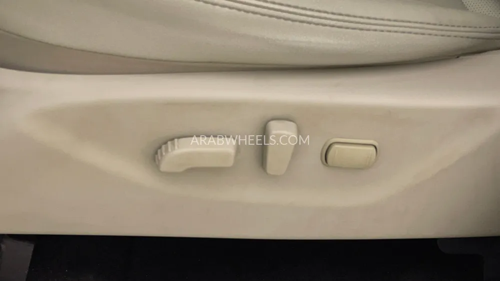 Nissan Xterra 2021 for Sale in Dubai Image-24