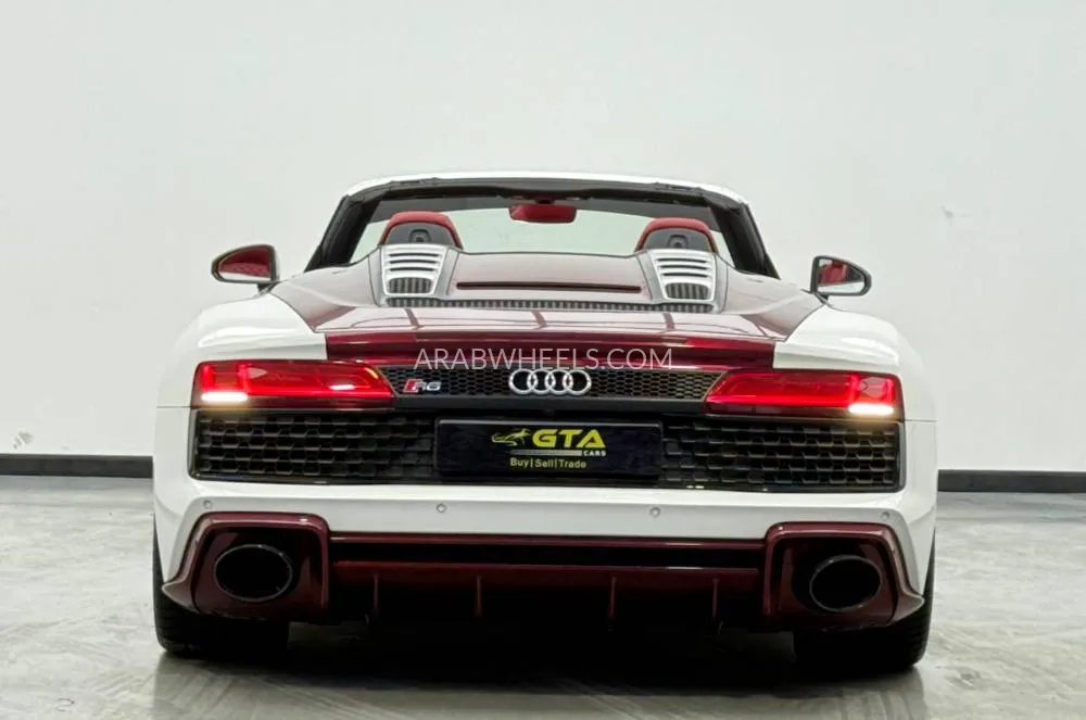 Audi R8 2022 for Sale in Dubai Image-5