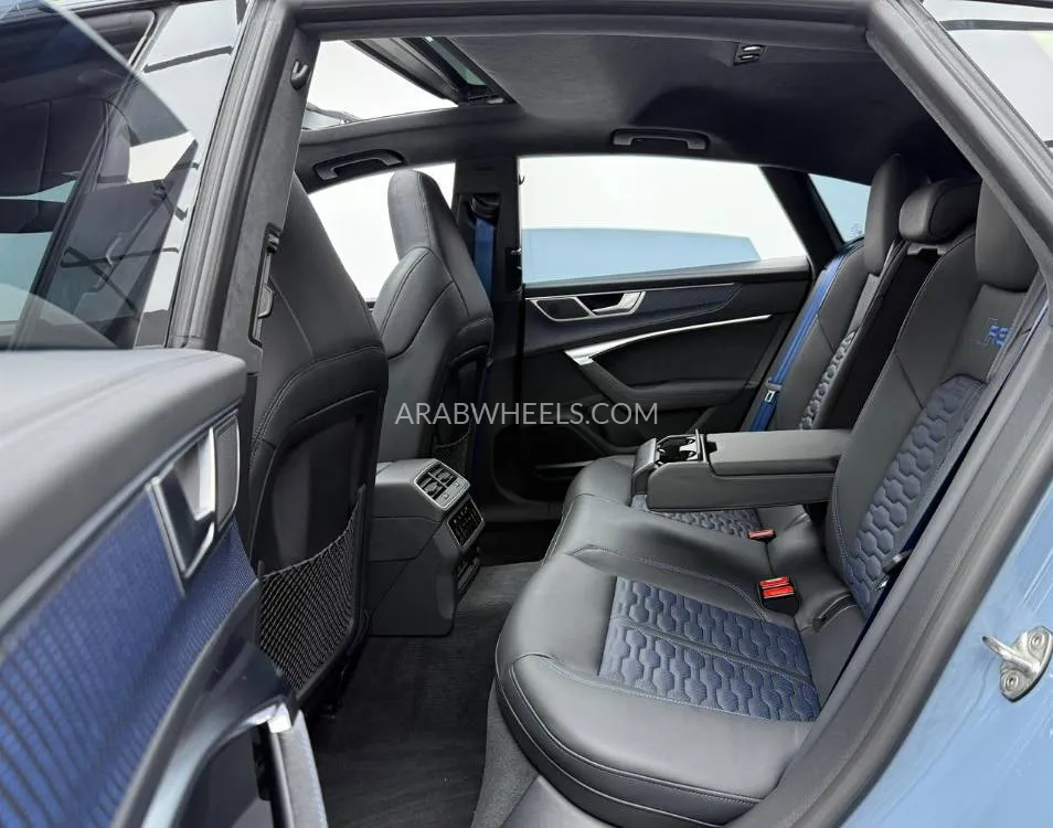 Audi RS 7 2025 for Sale in Dubai Image-18