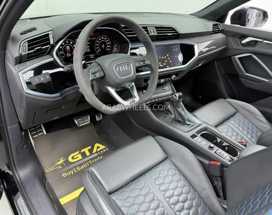 أودي RS Q3 2023 for Sale in دبي Image-11
