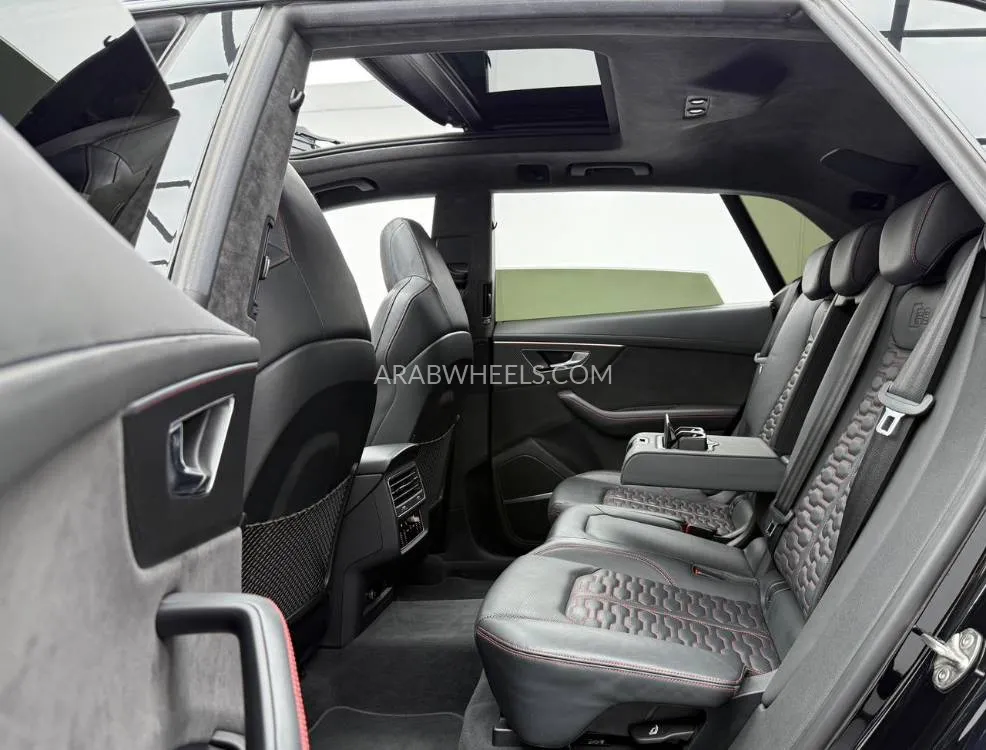 أودي RS Q8 2021 for Sale in دبي Image-17