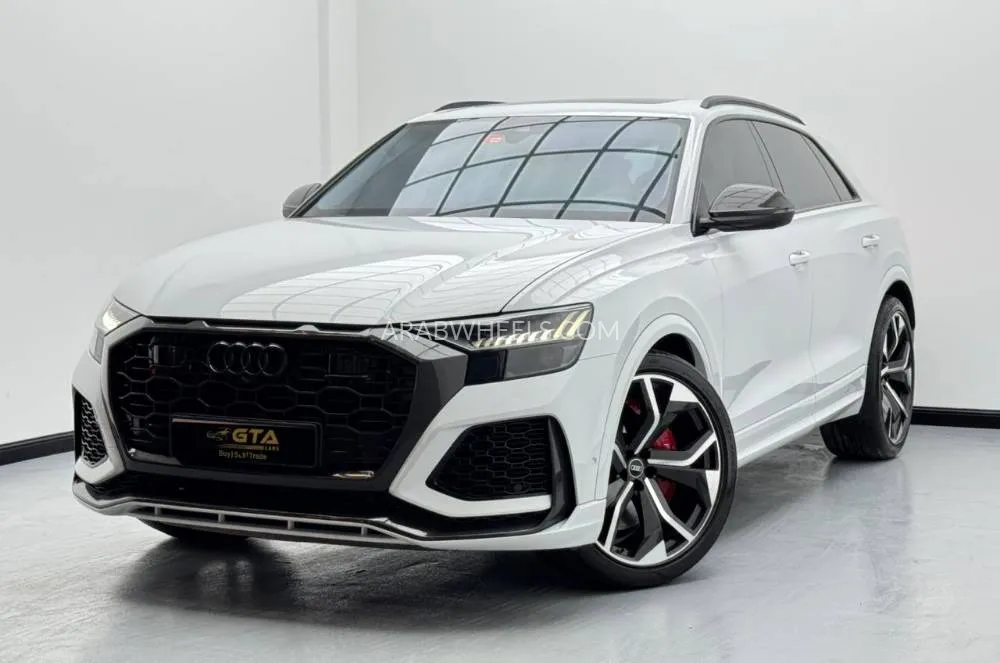Audi RS Q8 2021 for Sale in Dubai Image-3