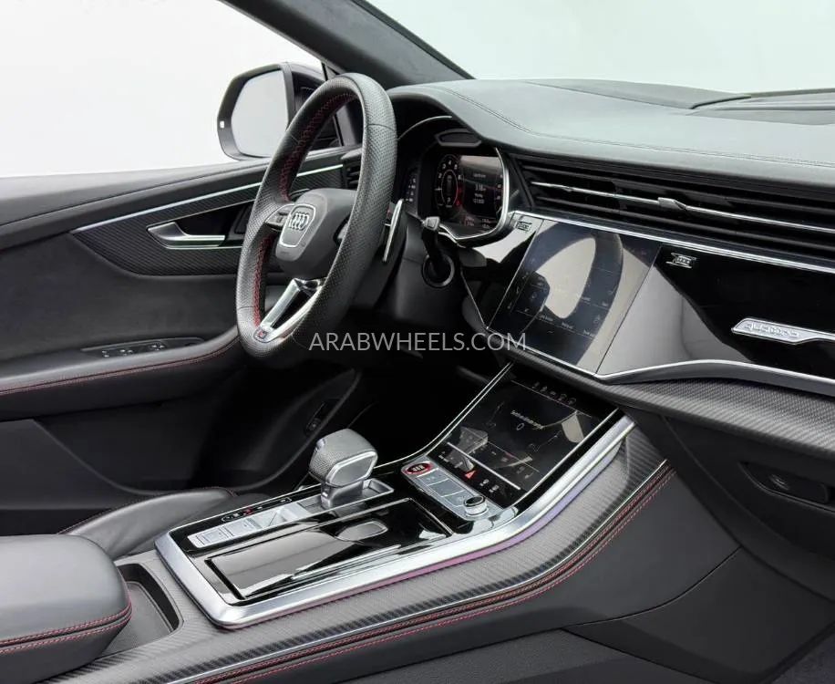 أودي RS Q8 2023 for Sale in دبي Image-7