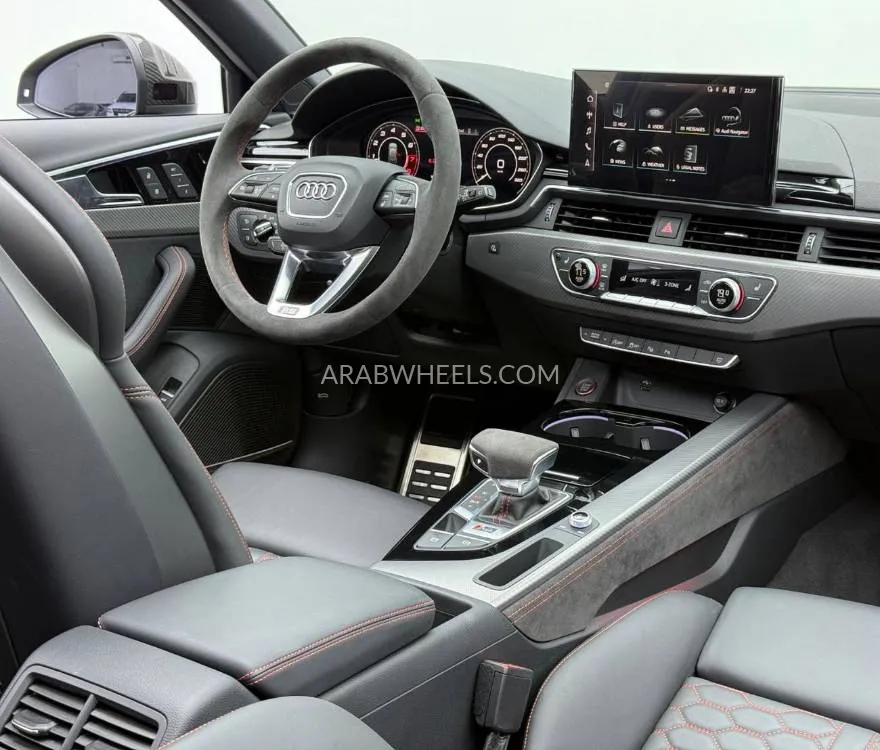 Audi RS4 2023 for Sale in Dubai Image-11