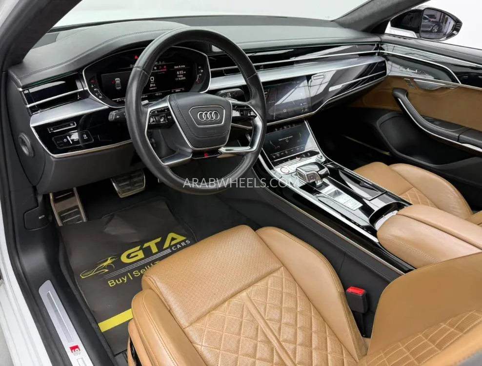 Audi S8 2020 for Sale in Dubai Image-10