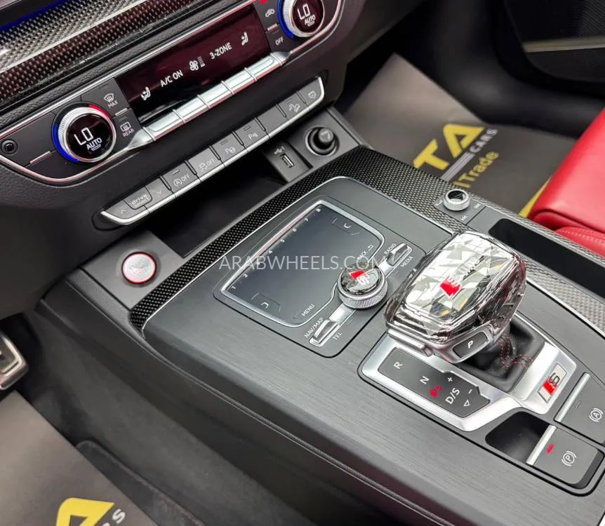 Audi SQ5 2020 for Sale in Dubai Image-10