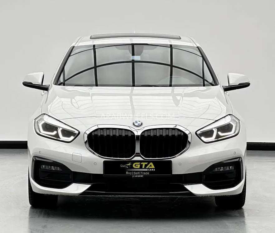 بي إم دبليو الفئة الأولى 2023 for Sale in دبي Image-2