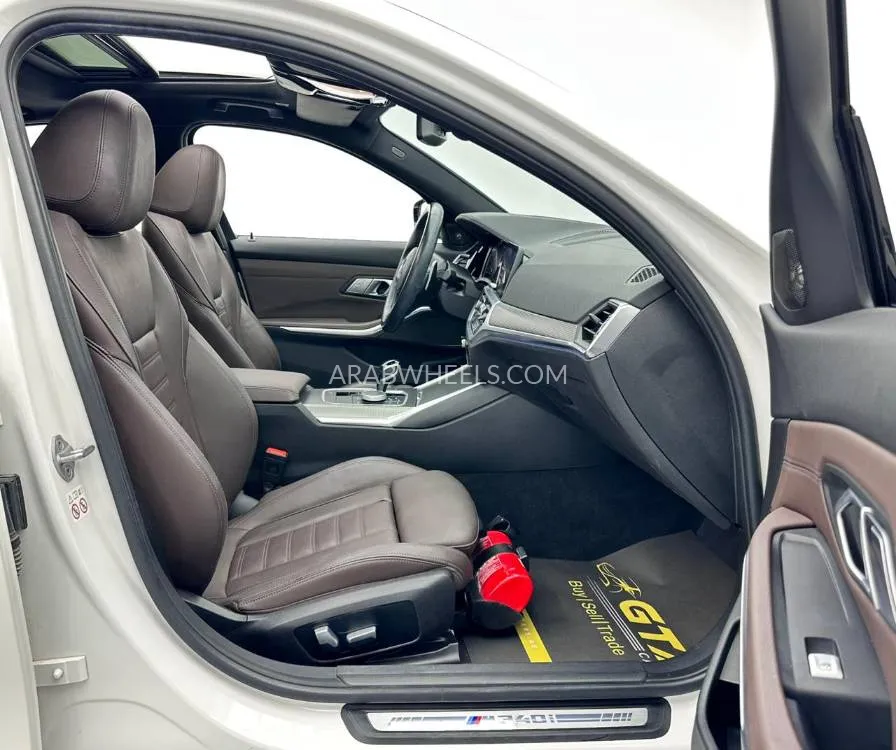 BMW 3 series 2021 for Sale in Dubai Image-15