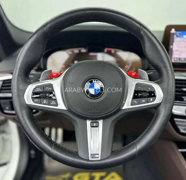 بي إم دبليو الفئة الخامسة 2023 for Sale in دبي Image-7