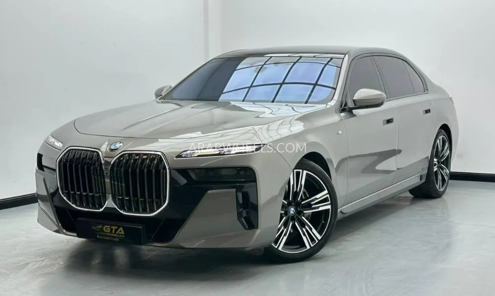 BMW 7 series 2023 for Sale in Dubai Image-3
