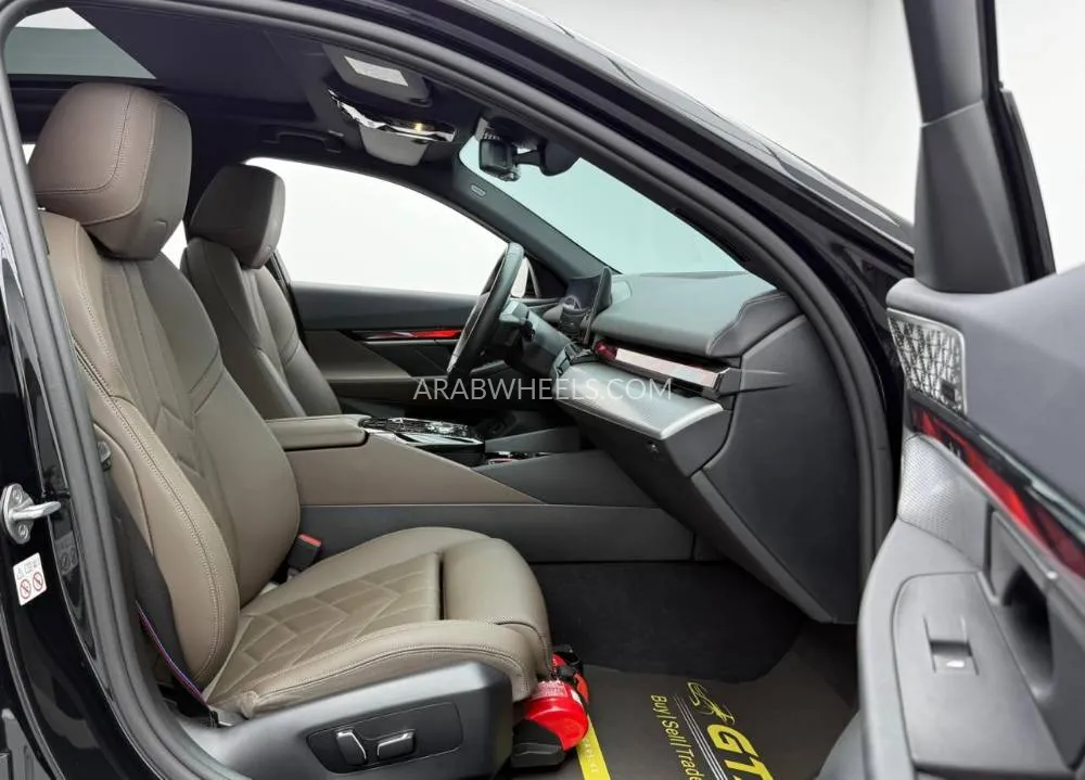 BMW i5 2024 for Sale in Dubai Image-15