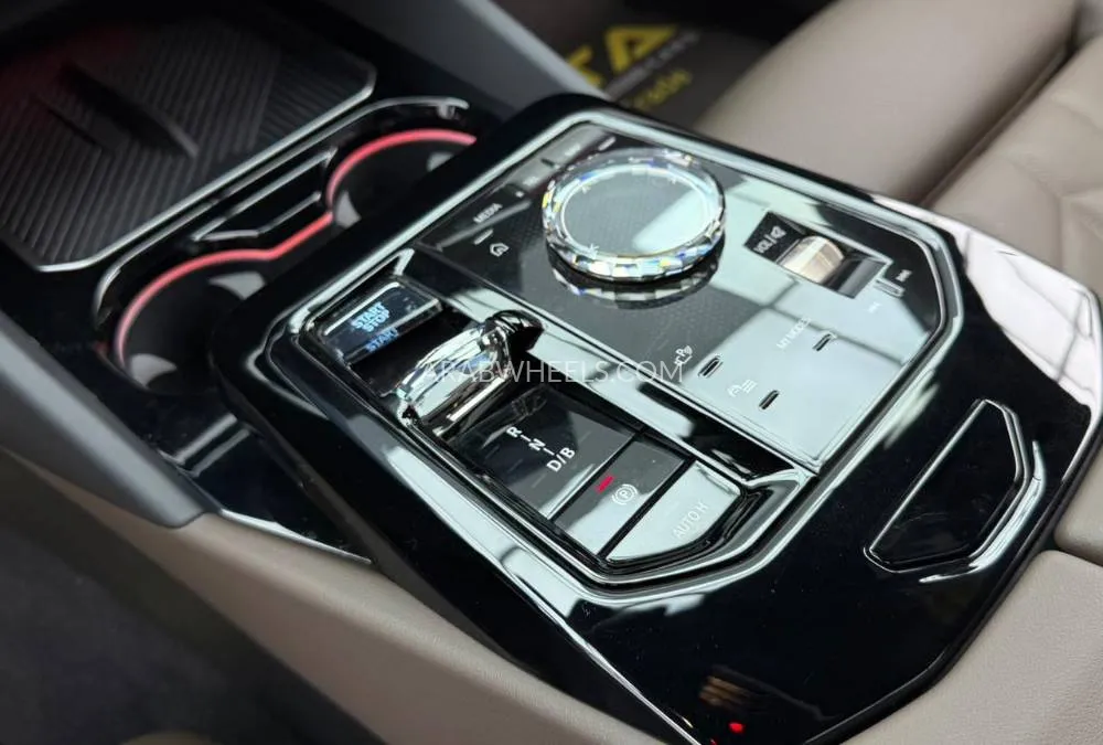 BMW i5 2024 for Sale in Dubai Image-18