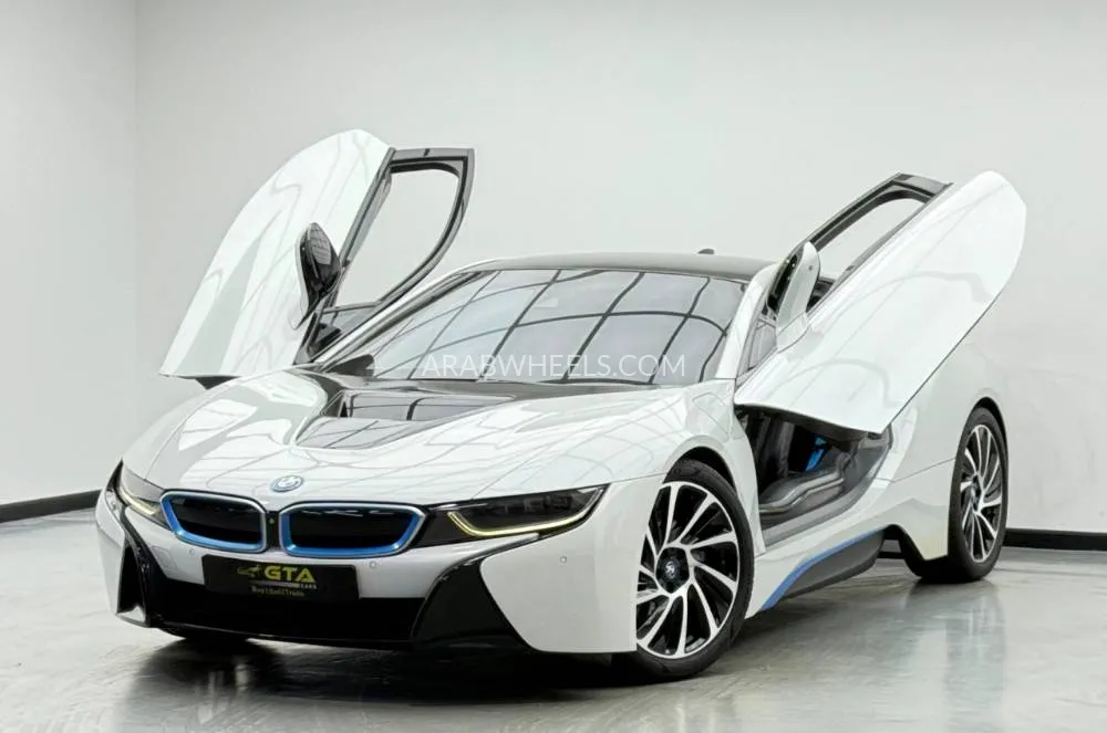 BMW i8 2015 for Sale in Dubai Image-3